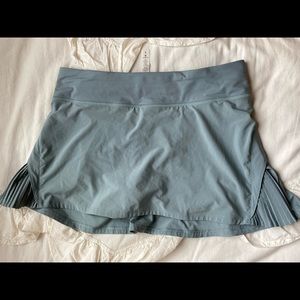 lulu lemon skirt size 8!